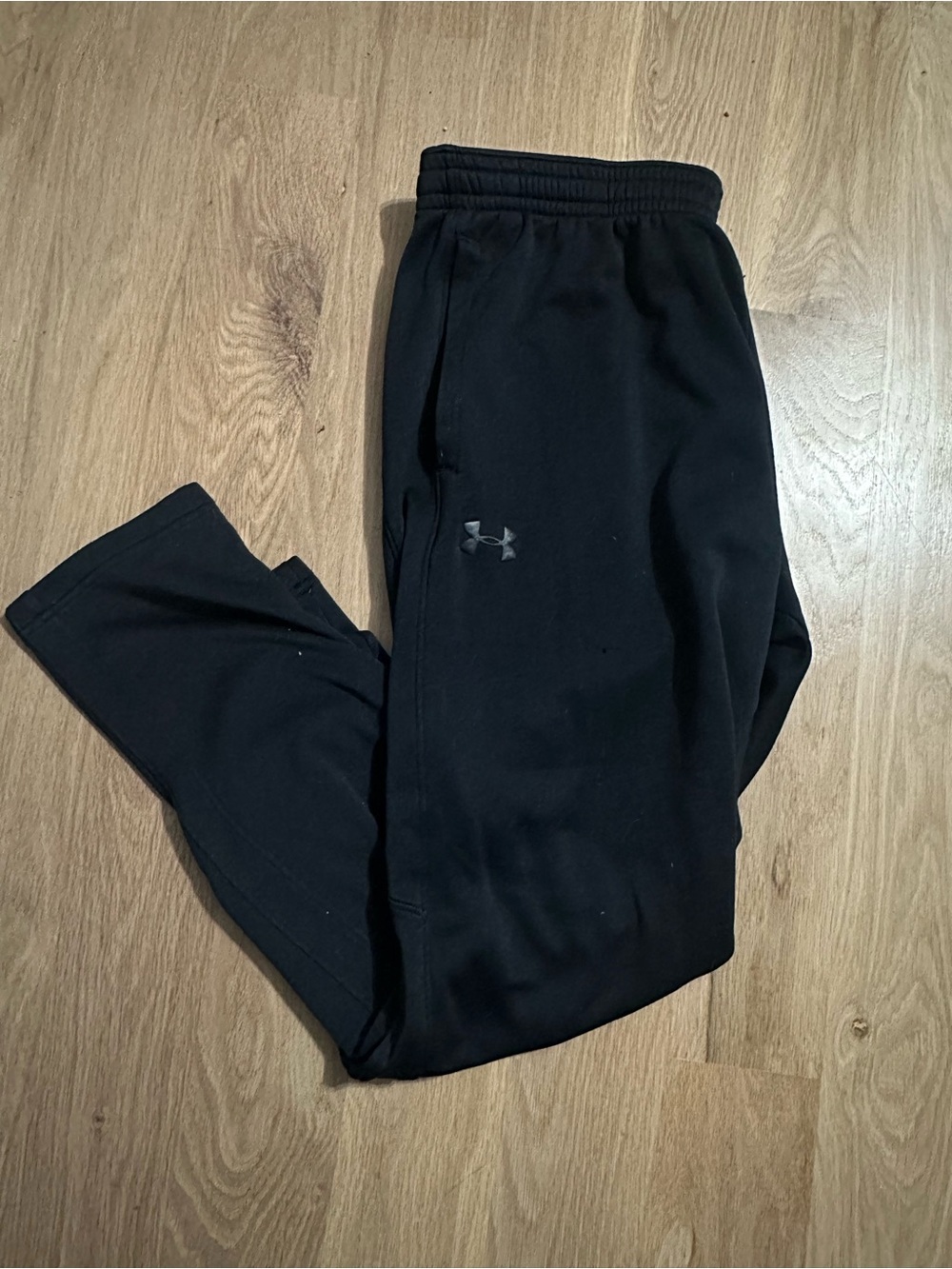 Under Armour Men’s Black Performance Jogger Sweatpants